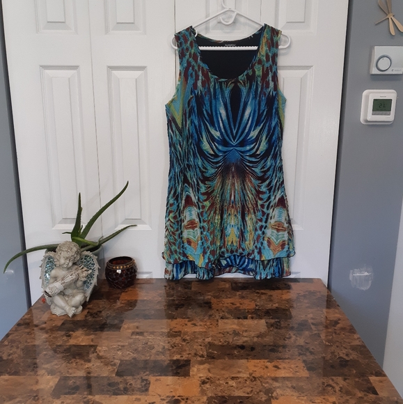 Initiatives Large Peacock Dress - Picture 2 of 8